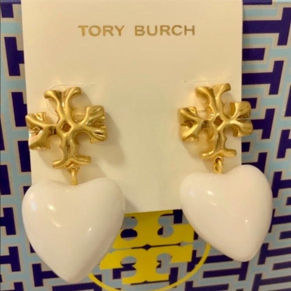 🆕 Tory Burch Roxanne Gold-Tone & Resin Heart Earrings In Ivory White - Picture 6 of 11